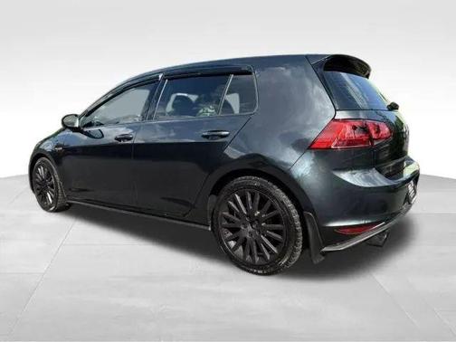 2017 Volkswagen Golf GTI 2.0T S 4-Door