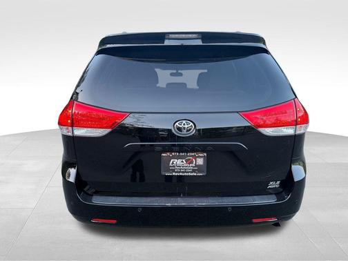 Black 2012 Toyota Sienna XLE
