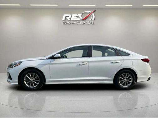2018 Hyundai SONATA SE