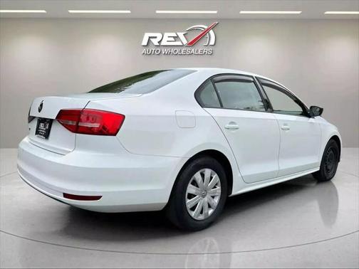 2015 Volkswagen Jetta Auto S w/Technology