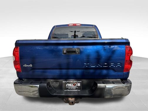 2014 Toyota Tundra SR5