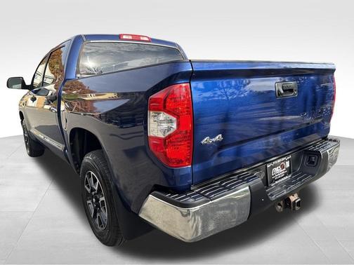 2014 Toyota Tundra SR5