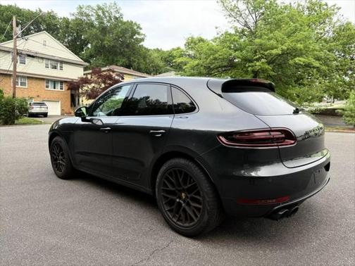 2017 Porsche Macan GTS