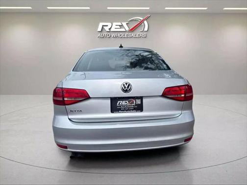 2015 Volkswagen Jetta Man S w/Technology