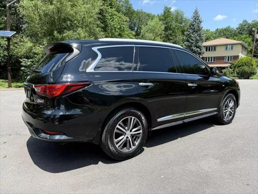 2017 INFINITI QX60 Base