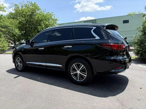 2017 INFINITI QX60 Base
