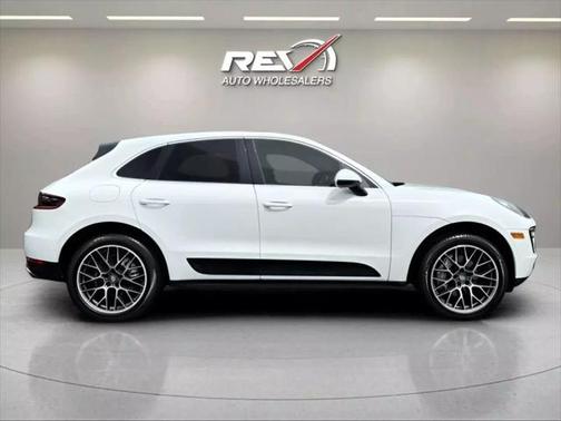 2015 Porsche Macan S
