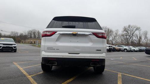 Summit White 2018 Chevrolet Traverse Premier