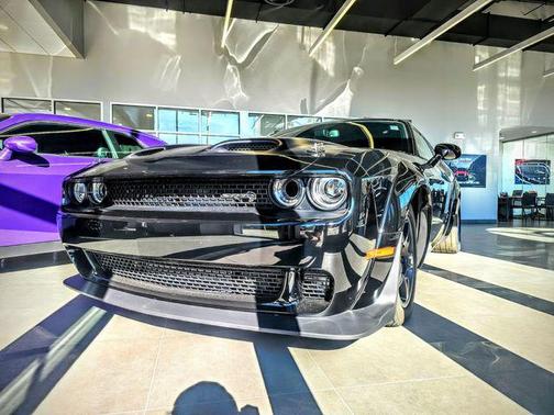 Pitch Black Clearcoat 2021 Dodge Challenger SRT Super Stock