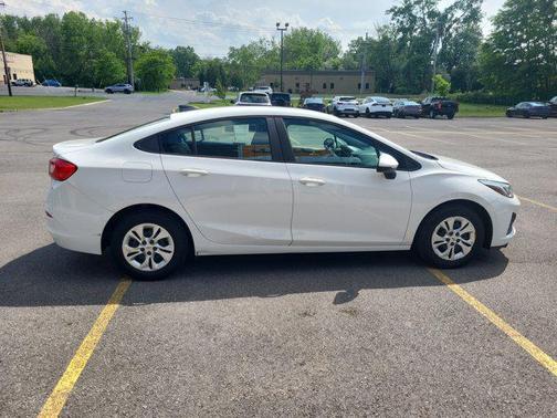 2019 Chevrolet Cruze LS