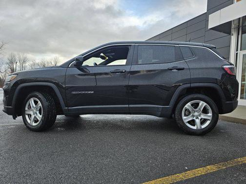 2023 Jeep Compass Sport