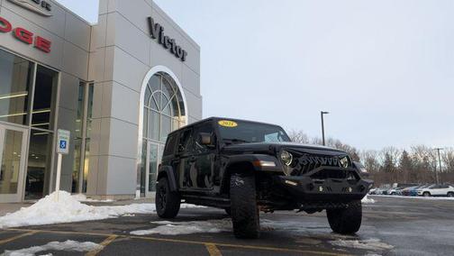 Black Clearcoat 2021 Jeep Wrangler Unlimited Sport Altitude