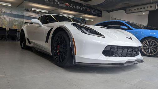 Arctic White 2018 Chevrolet Corvette Z06