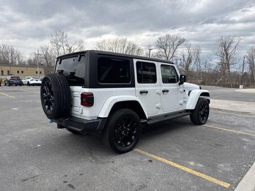 2023 Jeep Wrangler 4xe Sahara