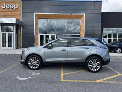 2023 Cadillac XT5 Sport