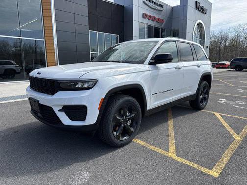 2025 Jeep Grand Cherokee Altitude