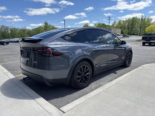 2022 Tesla Model X Plaid Tri Motor All-Wheel Drive