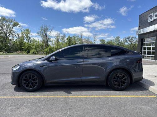 2022 Tesla Model X Plaid Tri Motor All-Wheel Drive