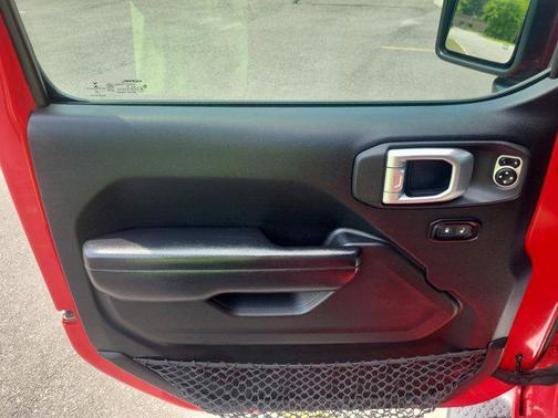 2020 Jeep Wrangler Unlimited Black and Tan 4x4