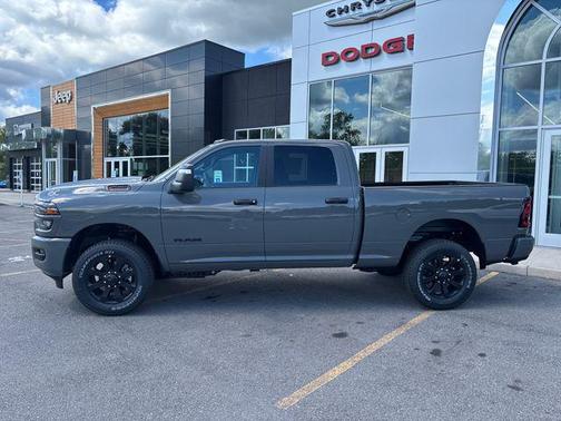 Ceramic Gray Clearcoat 2026 RAM 2500 Big Horn Crew Cab 4x4 6'4' Box