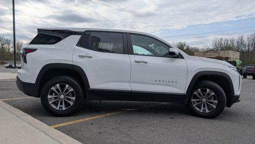 Summit White 2025 Chevrolet Equinox 1LT