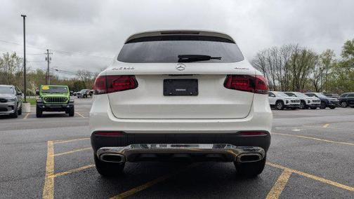 Diamond White Metallic 2021 Mercedes-Benz GLC 300 4MATIC