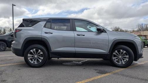 Sterling Gray Metallic 2025 Chevrolet Equinox 1LT