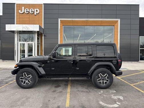 2025 Jeep Wrangler 4-Door Sahara 4x4