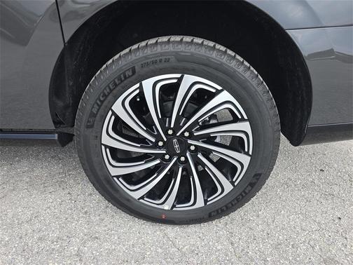 2025 Lincoln Navigator Black Label