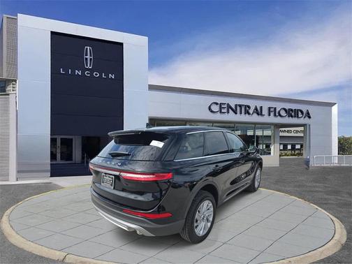 2025 Lincoln Corsair Premiere