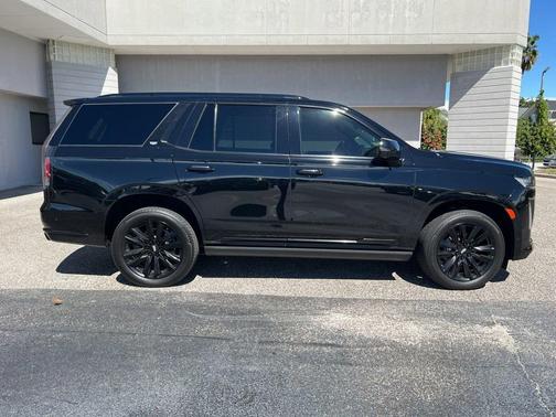 2021 Cadillac Escalade Sport