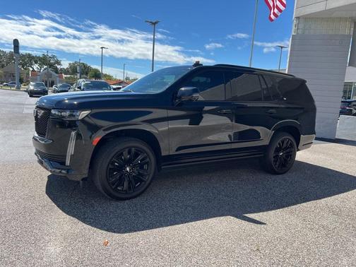 2021 Cadillac Escalade Sport