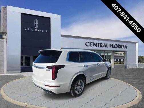 2023 Cadillac XT6 Luxury FWD