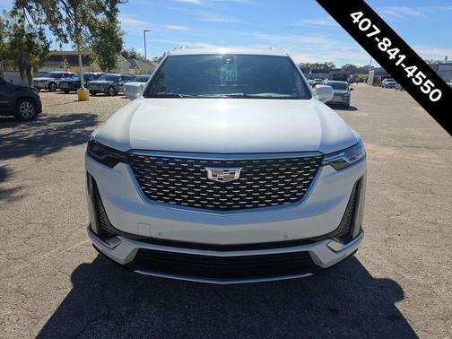 2023 Cadillac XT6 Luxury FWD