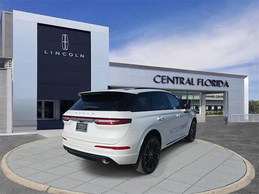 2026 Lincoln Corsair Premiere