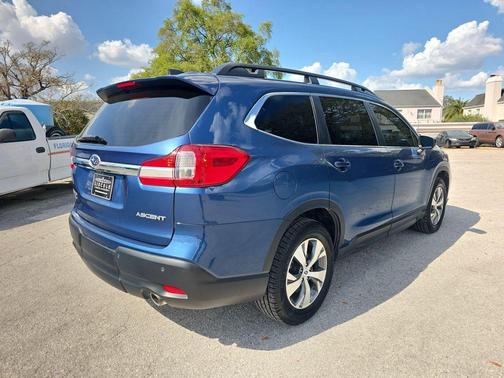2022 Subaru Ascent Premium 7-Passenger