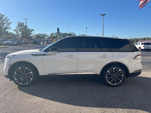 2023 Lincoln Aviator Reserve AWD