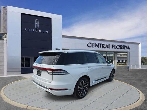 2025 Lincoln Aviator Black Label AWD