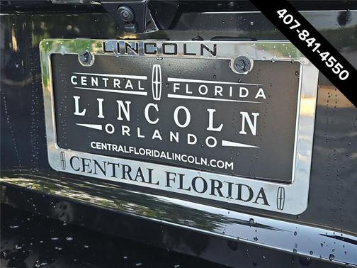 Infinite Black Metallic Clearcoat 2026 Lincoln Navigator Black Label