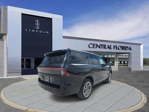 2025 Lincoln Navigator Reserve