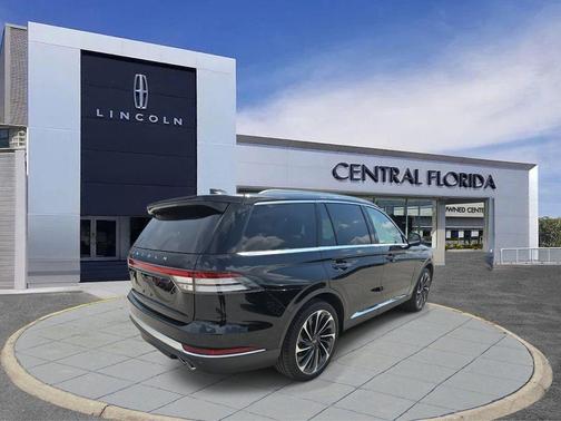 2025 Lincoln Aviator Reserve