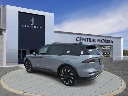2025 Lincoln Nautilus Reserve