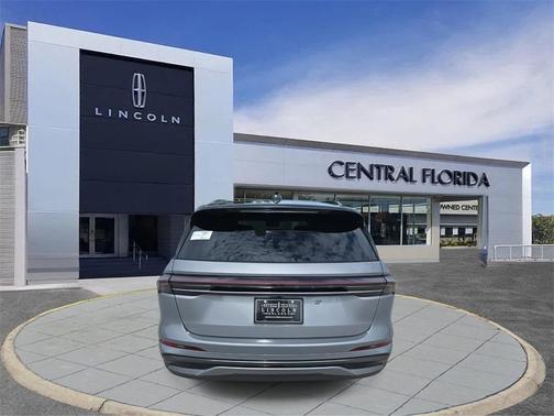 2025 Lincoln Nautilus Reserve