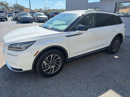 2022 Lincoln Corsair Standard