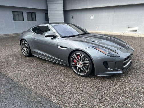 2017 Jaguar F-TYPE R