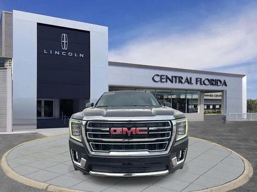 2022 GMC Yukon XL SLT