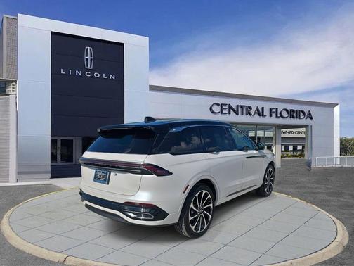 2026 Lincoln Nautilus Black Label