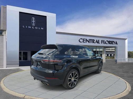 2021 Porsche Cayenne S