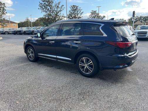 2017 INFINITI QX60 Base