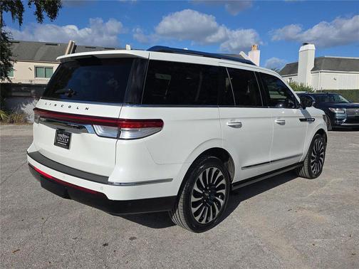 2023 Lincoln Navigator Black Label